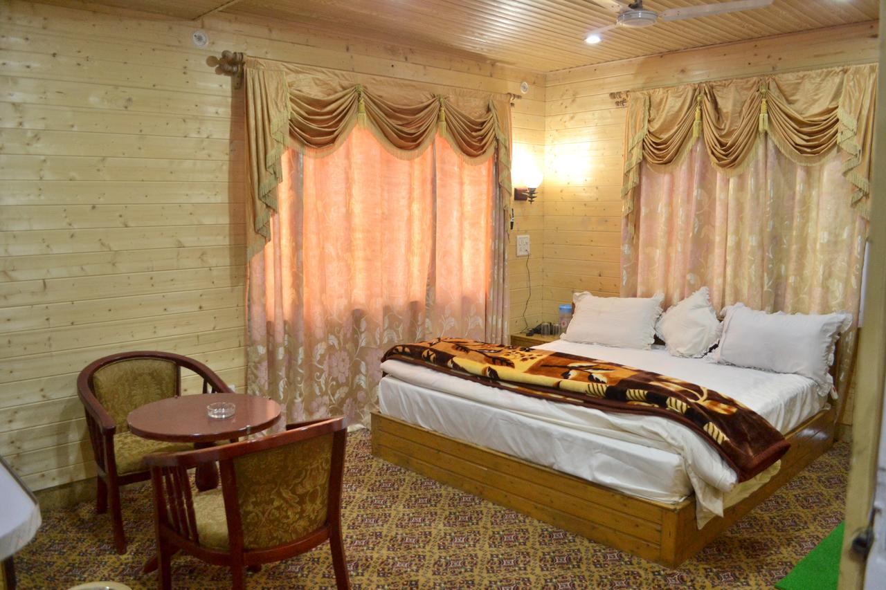 Hotel Grg Residency Сринагар Экстерьер фото
